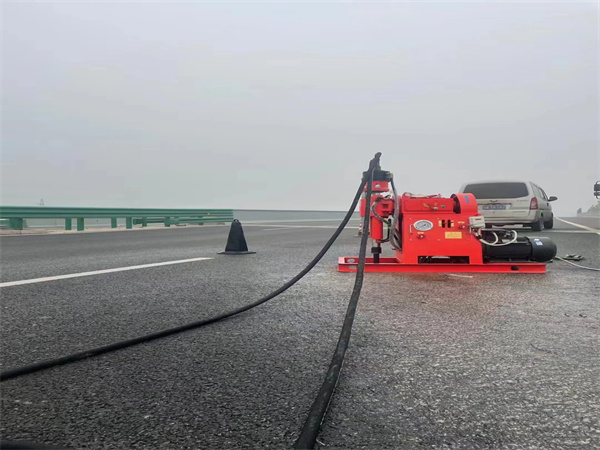 红安马路路基路面开裂下沉注浆加固灌浆